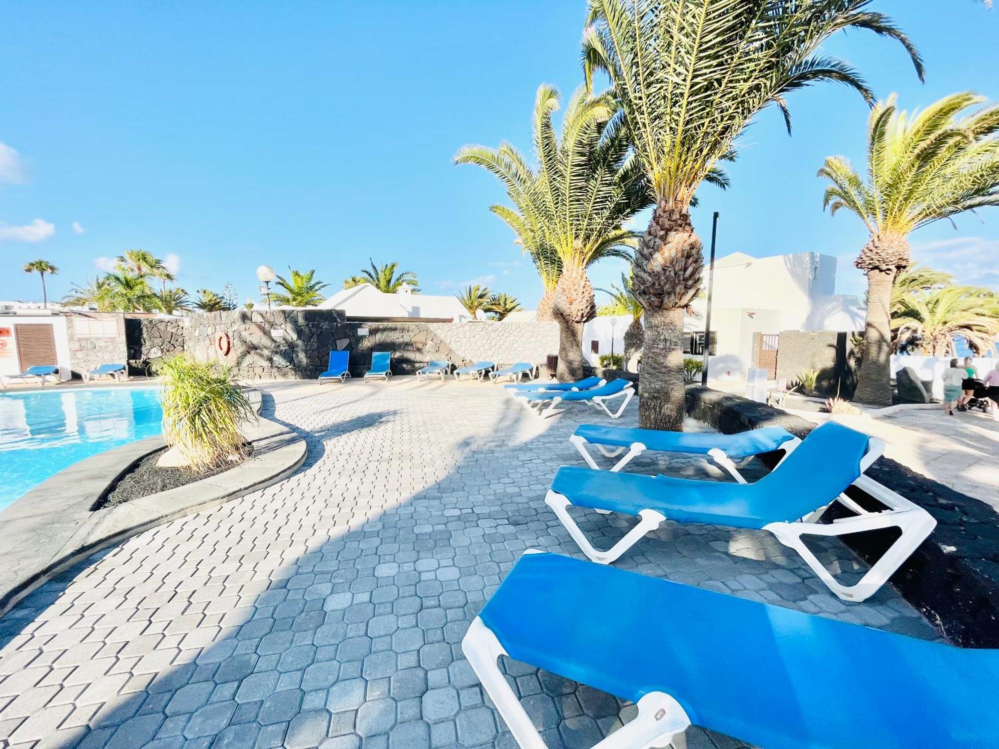 הוילה קוסטה טגוויסה Trinity House En Playa Bastian מראה חיצוני תמונה